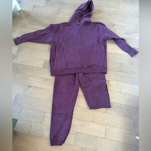 Outdoor Voices Women’s matching plum sweat set